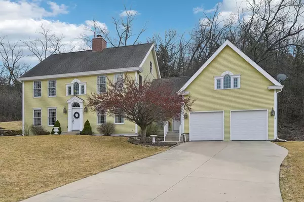 1906 Pats Place, Cross Plains, WI 53528