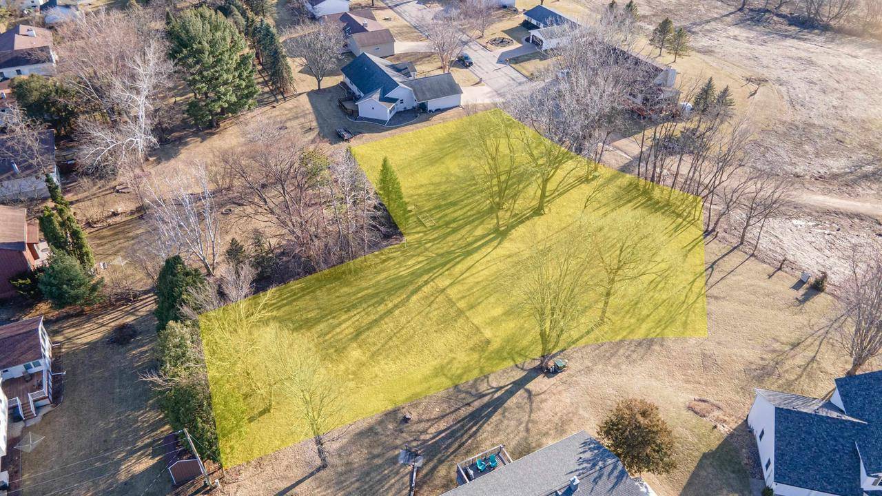 945 & 985 Kelly Avenue, Platteville, WI 53818