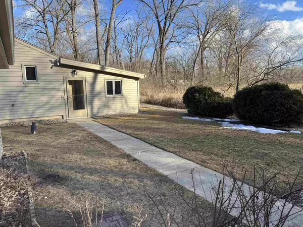 Mcfarland, WI 53558,6117 South Court