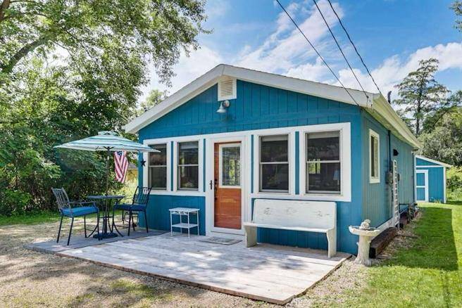 N4557 E Shore Place Road, Cambridge, WI 53523