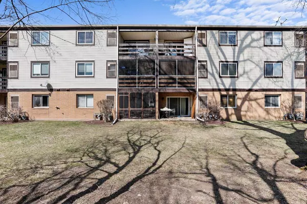 Madison, WI 53717,25 Creekside Way #37