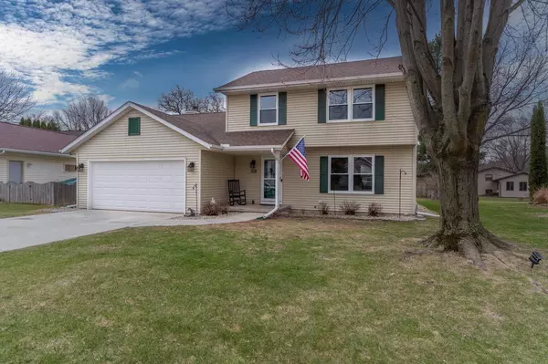 Mcfarland, WI 53558,5805 Black Walnut Drive