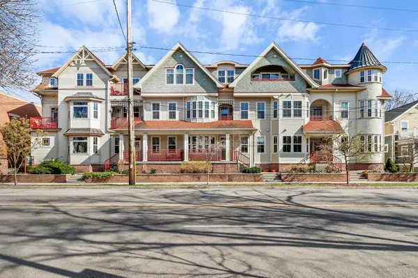 1037 Williamson Street #108, Madison, WI 53703