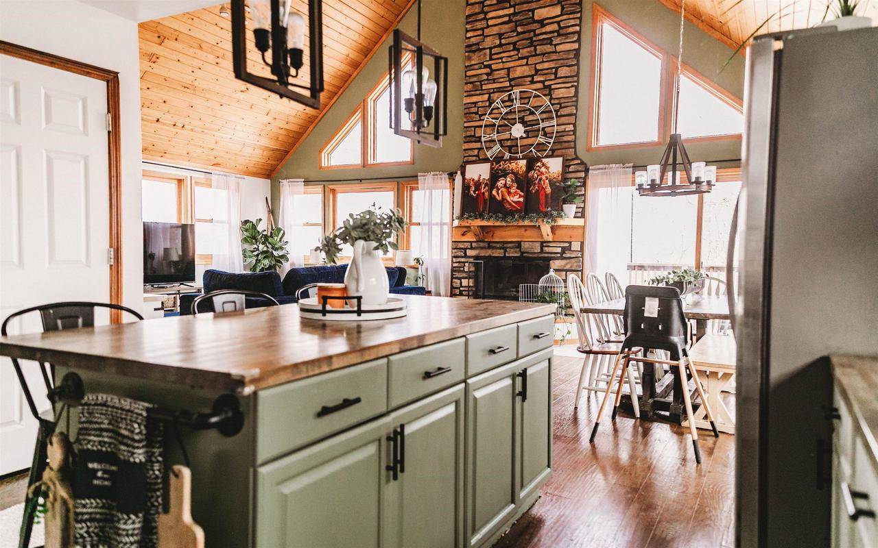 115 American Heritage, De Soto, WI 54624