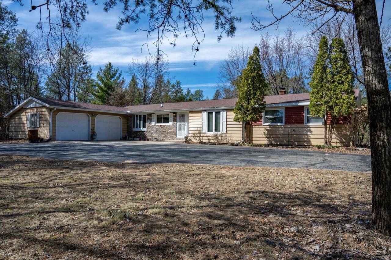 W5384 25th Street, Necedah, WI 54646