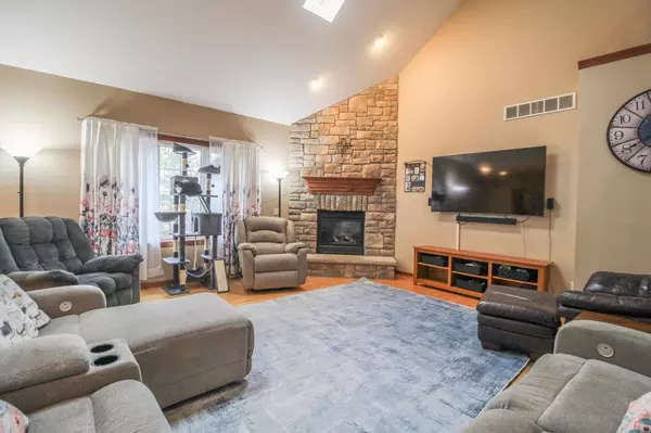 Fort Atkinson, WI 53538,W6250 Apple Lane