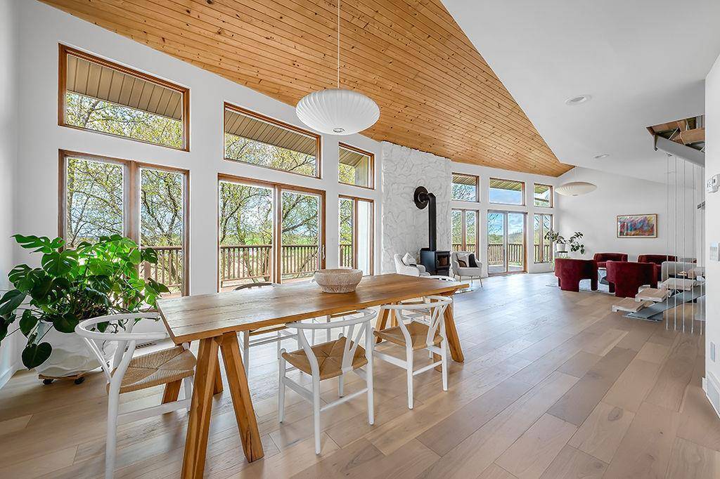 8226 Scott Road, Cross Plains, WI 53528