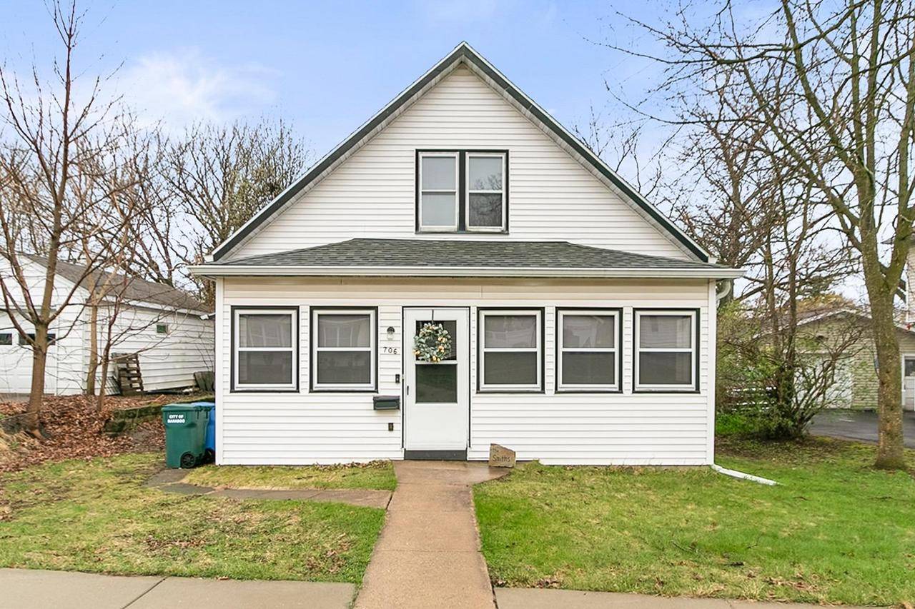 706 6th Street, Baraboo, WI 53913