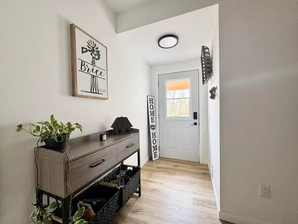 North Freedom, WI 53951,S8196 County Road C