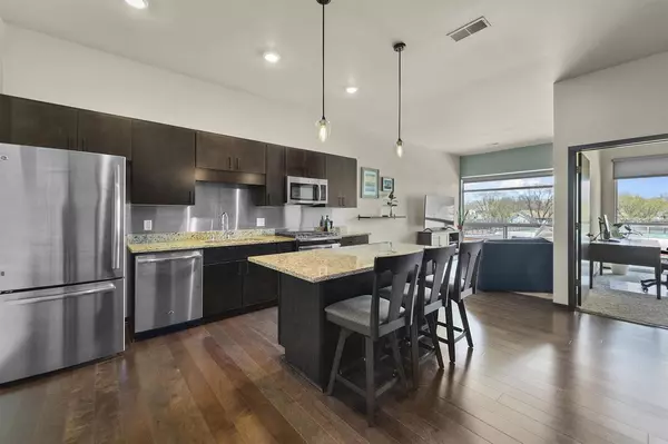 819 E Mifflin Street #310, Madison, WI 53703