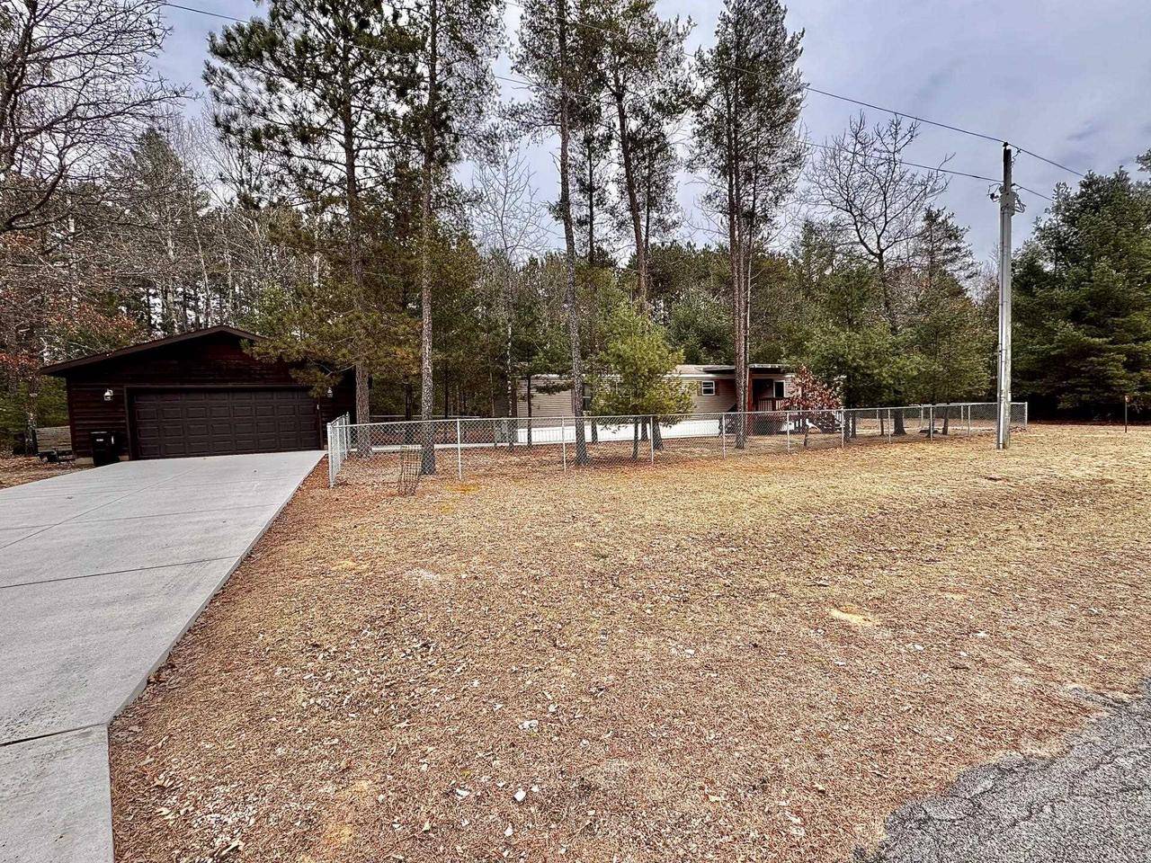 604 Deer Run Road, Nekoosa, WI 54457