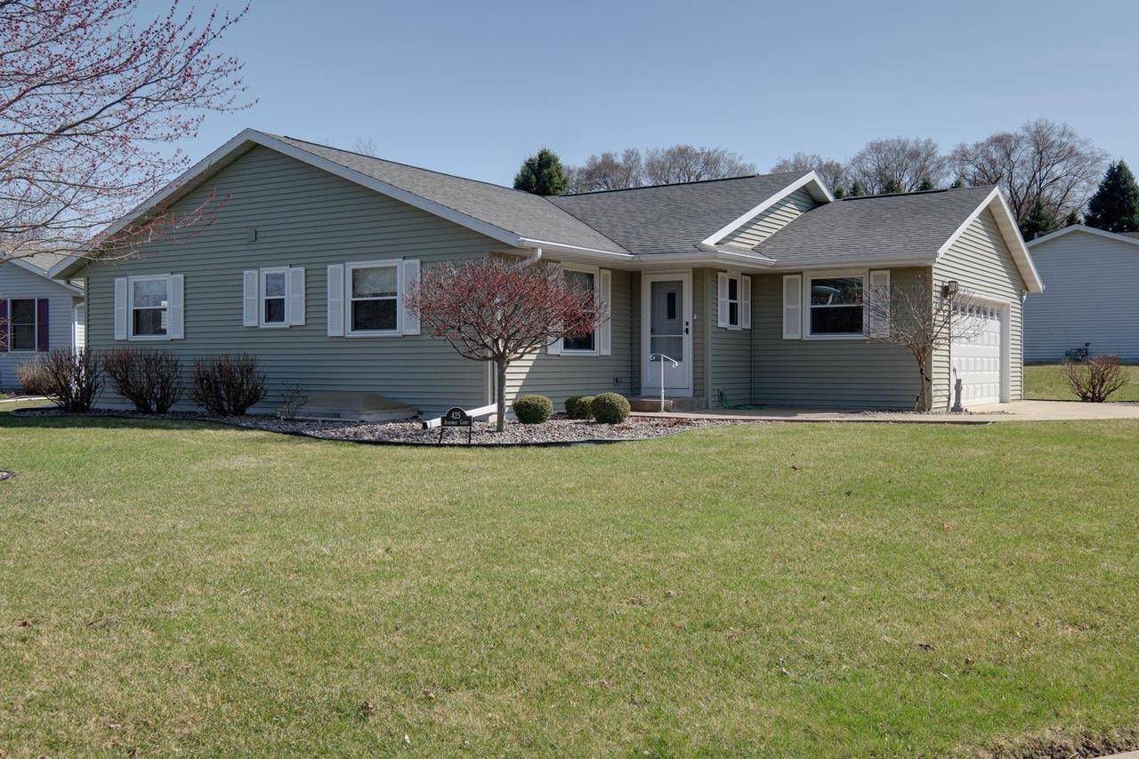 425 Ventura Lane, Whitewater, WI 53190