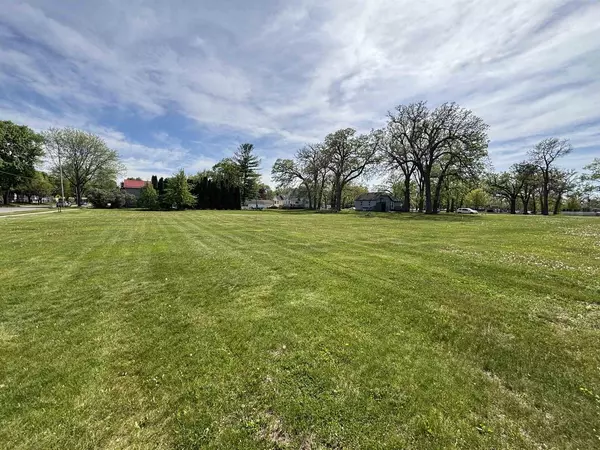 Fort Atkinson, WI 53538,609 Grove Street