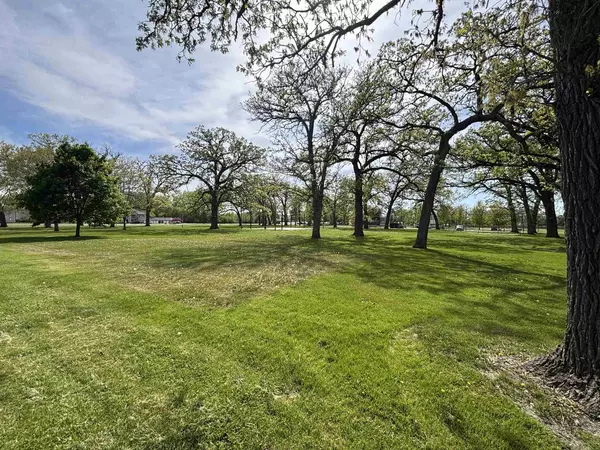 Fort Atkinson, WI 53538,612 Maple Street