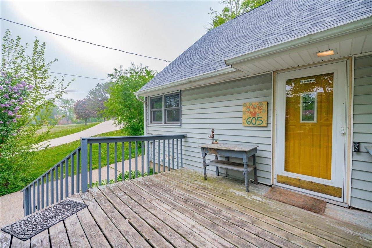 Madison, WI 53715,605 W Lakeside Street