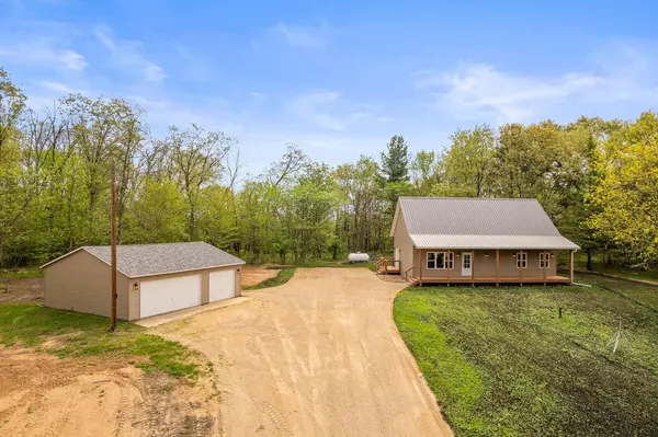 Oxford, WI 53952,2806 3rd Court