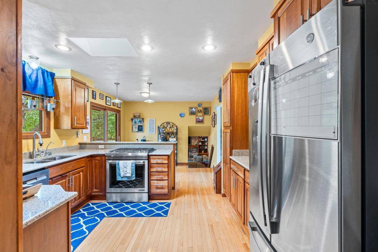 15 Preston Drive, Platteville, WI 53818