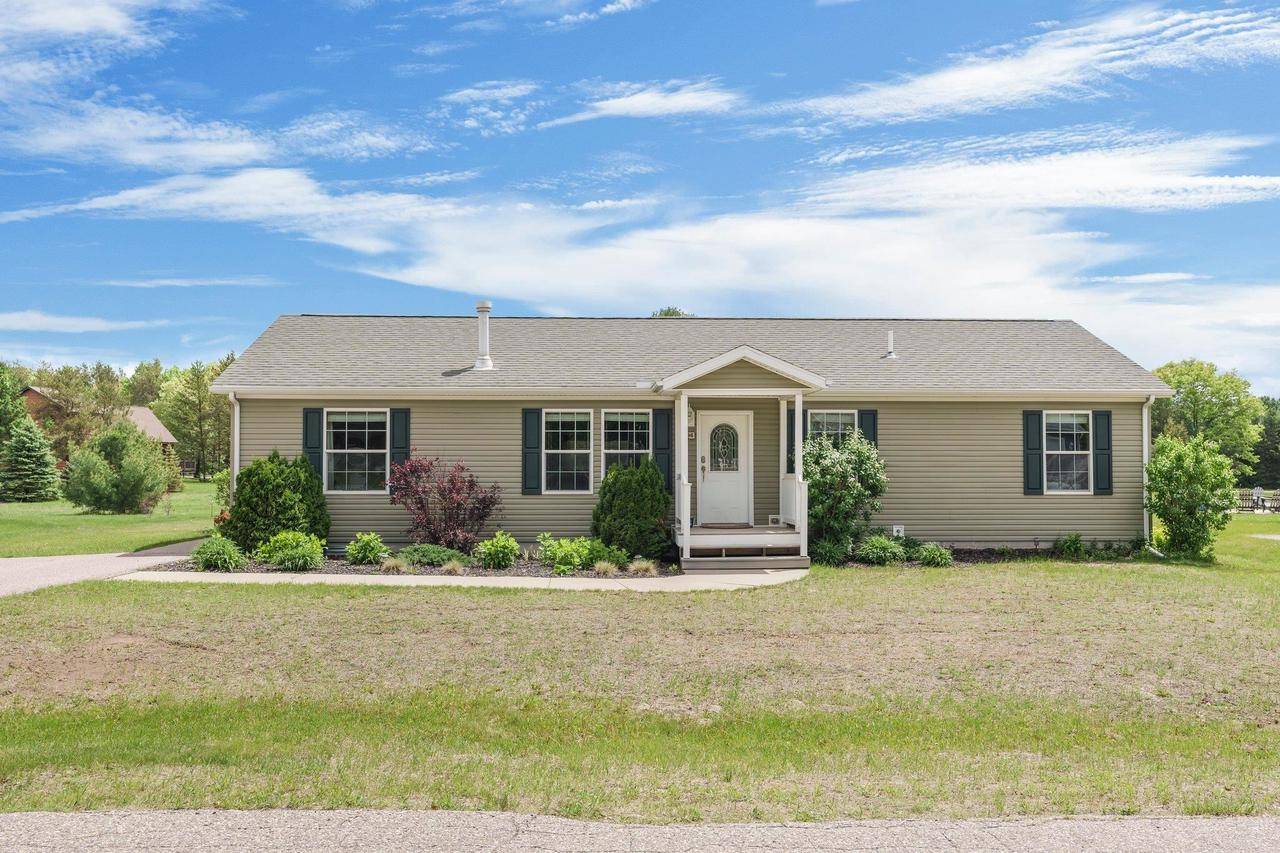 296 OAKBROOK Drive, Wisconsin Dells, WI 53965