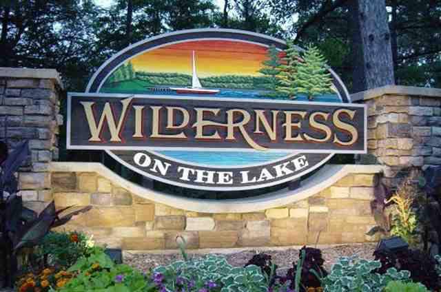 350 E Hiawatha Drive #204, Lake Delton, WI 53940