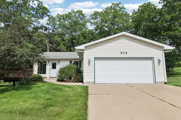 575 Viking View Drive, Reedsburg, WI 53959