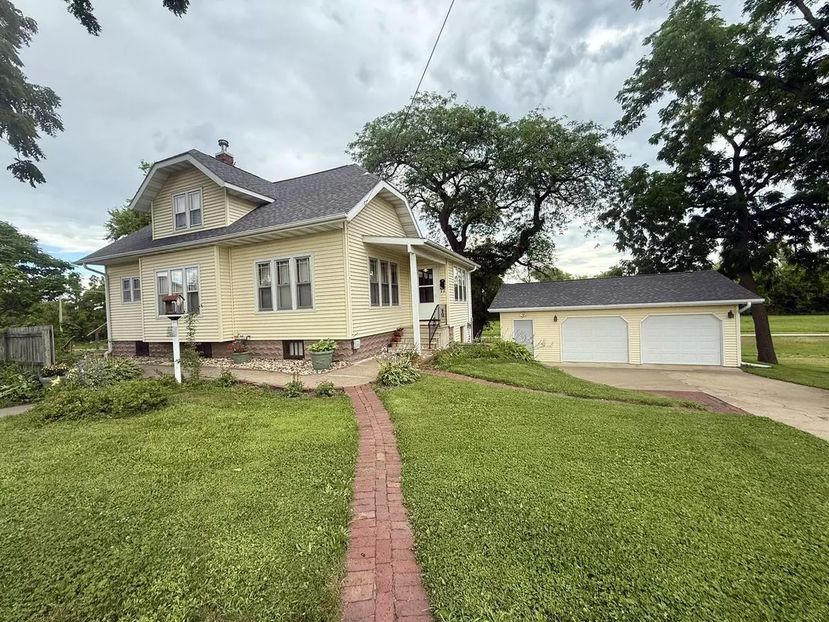 Tomah, WI 54660,424 E Nott Street