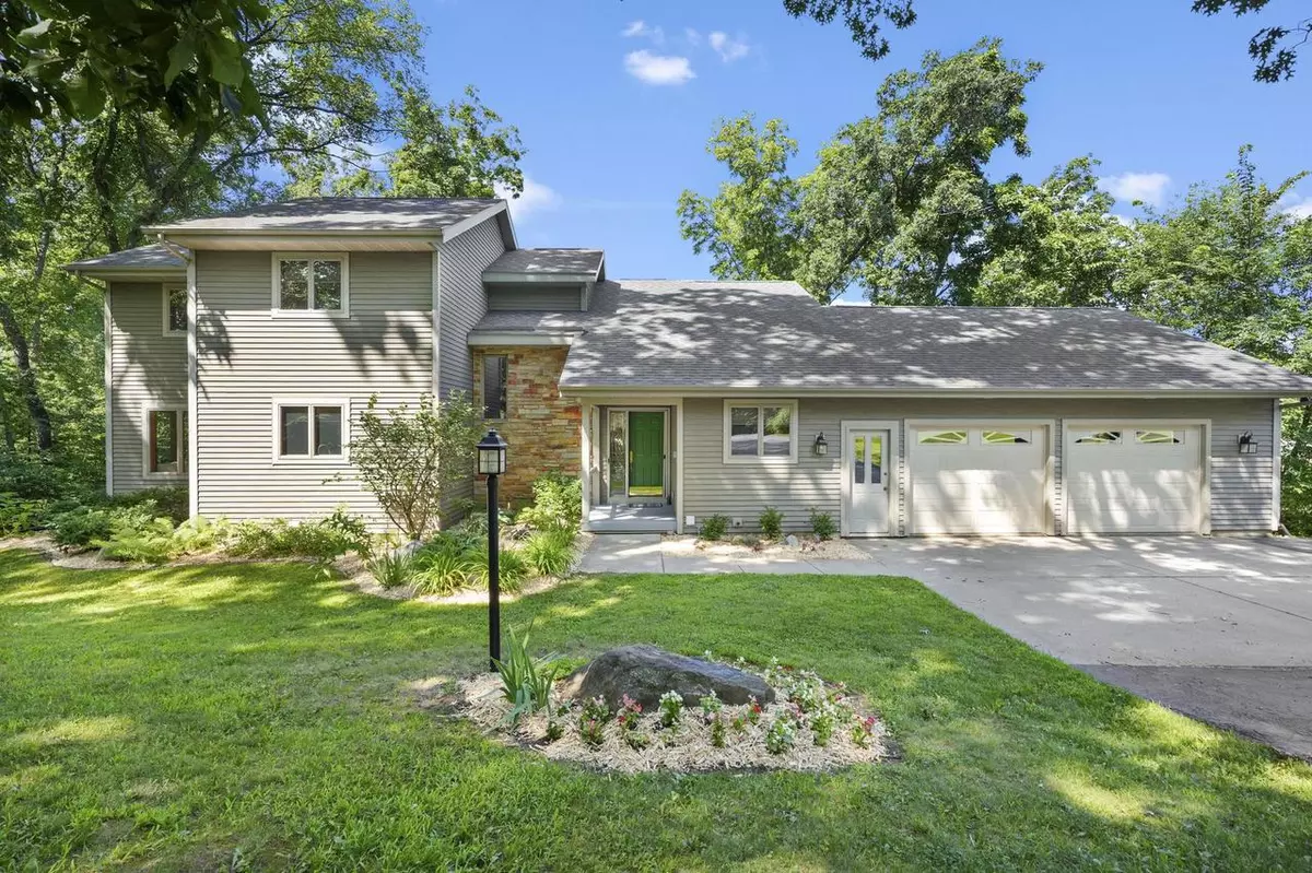 Merrimac, WI 53561,S7667 High Point Drive