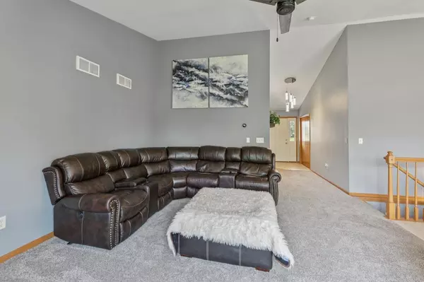 Oregon, WI 53575,833 Ashworth Drive