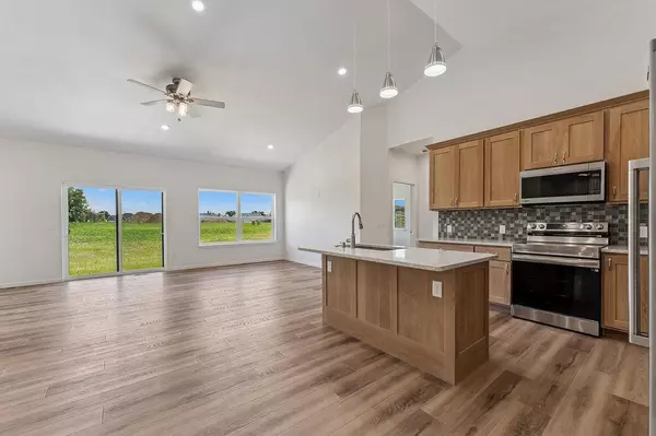 Reedsburg, WI 53959,324 Eastridge Circle