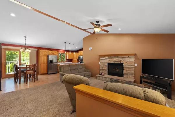 Cross Plains, WI 53528,3141 Bollenbeck Street