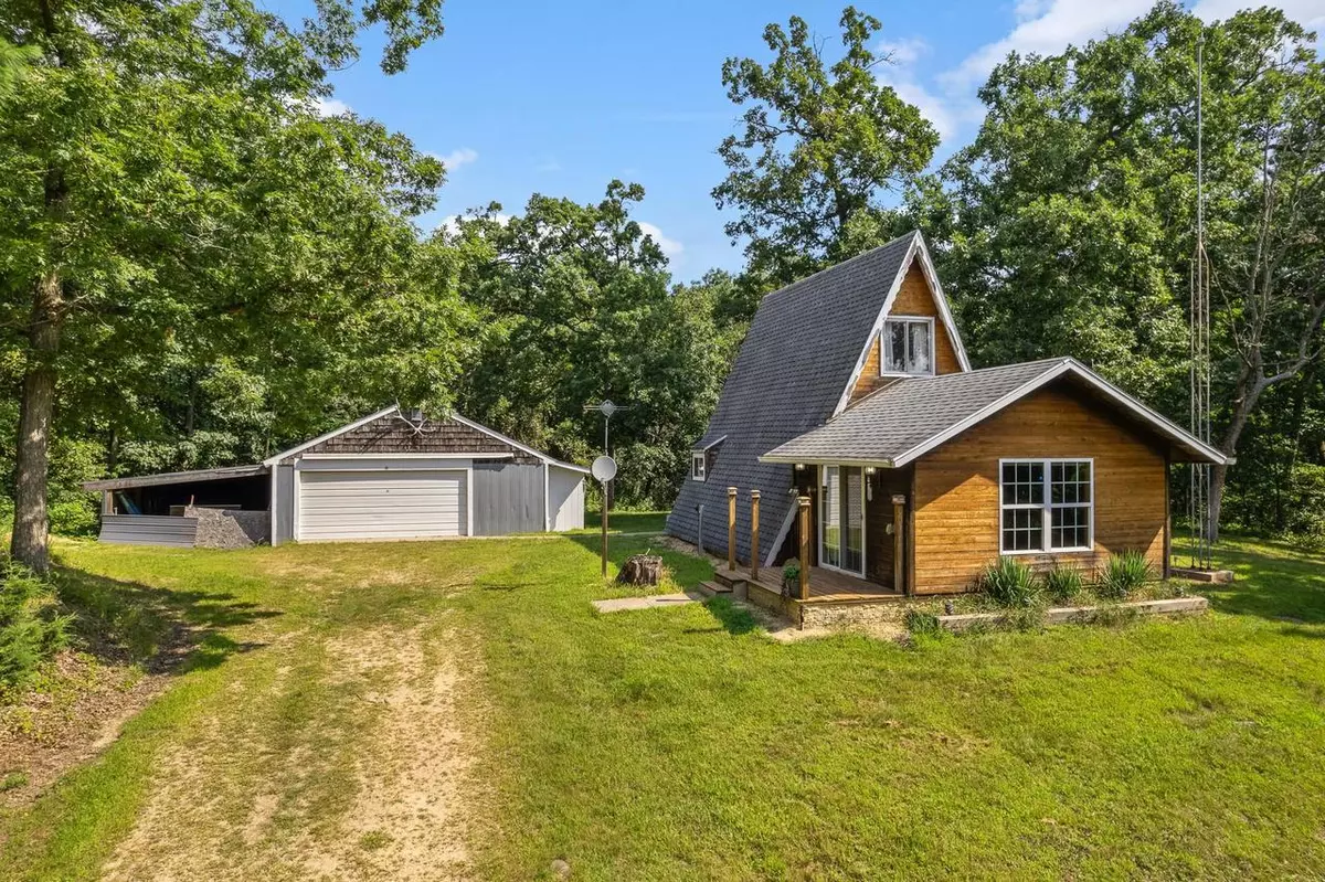 Oxford, WI 53952,354 Ember Court