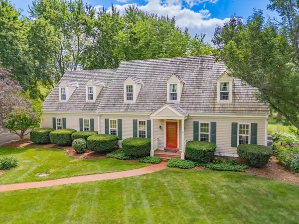 N7W29595 Thames Court, Waukesha, WI 53188