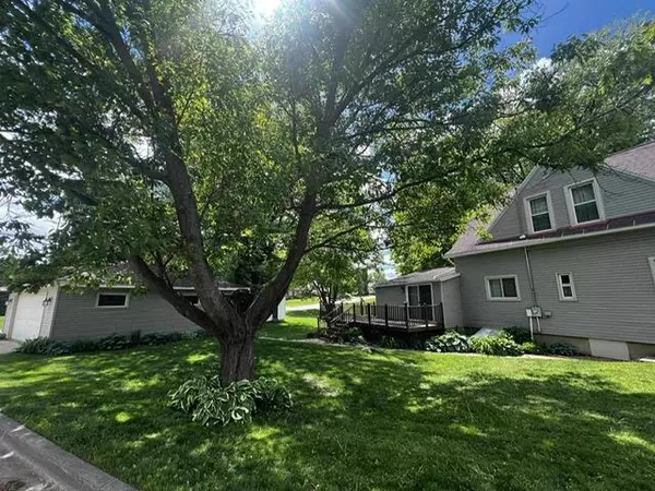 Shullsburg, WI 53586,346 E Water Street