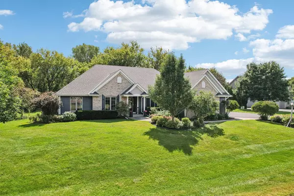 Dousman, WI 53118,460 E Red Pine Circle