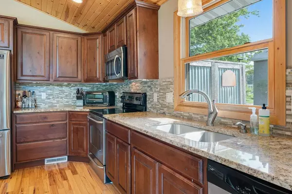 La Valle, WI 53941,S445 Warbler Court