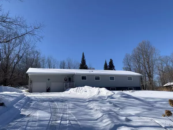 5225 N BLUEBIRD ROAD, Tigerton, WI 54486