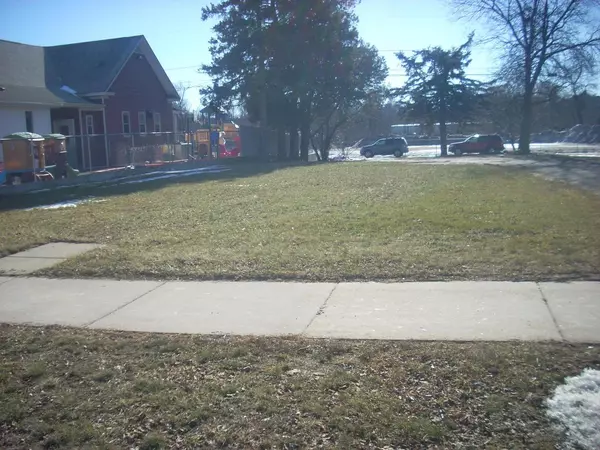 Merrill, WI 54452,205 E 1ST STREET