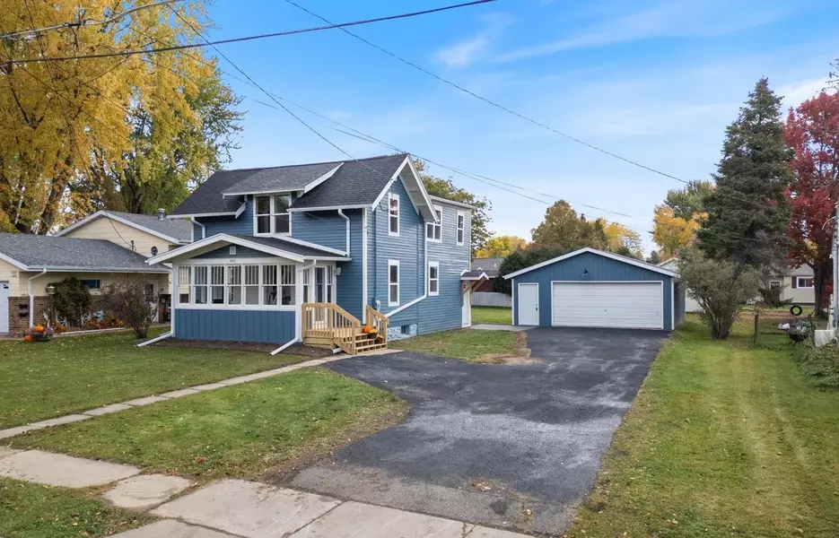 1403 S PALMETTO AVENUE, Marshfield, WI 54449