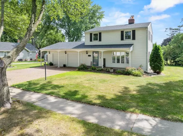 Marshfield, WI 54449,1607 S PALMETTO AVENUE