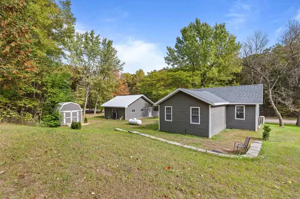 Iola, WI 54945,N9931 STATE ROAD 49