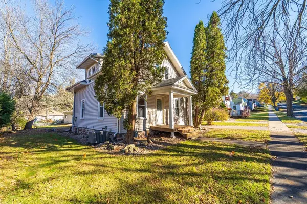 Wausau, WI 54403,706 NINA AVENUE