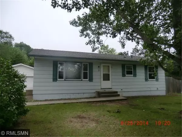 2 Pinto Ln, Isanti, MN 55040