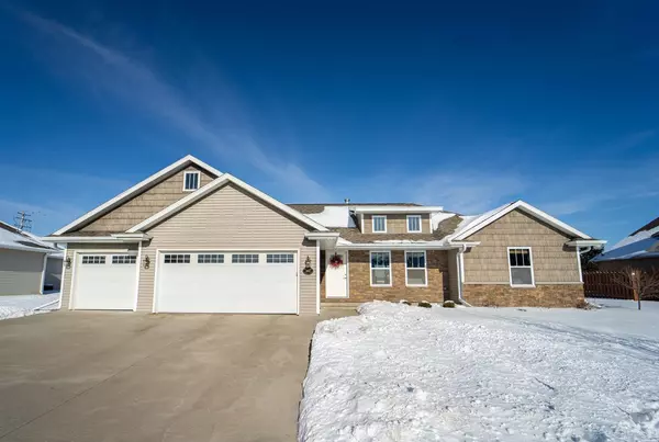 4102 E BRAEBURN DRIVE, Appleton, WI 54913