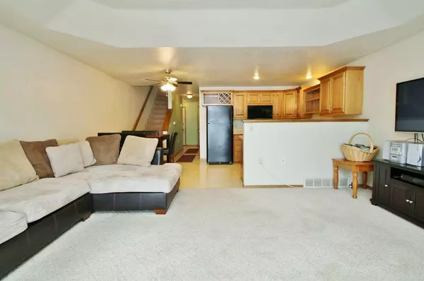 Green Bay, WI 54313,2571 TELLURIDE TRAIL #D
