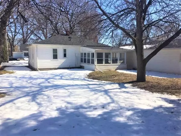 Menasha, WI 54952,375 LOPAS STREET