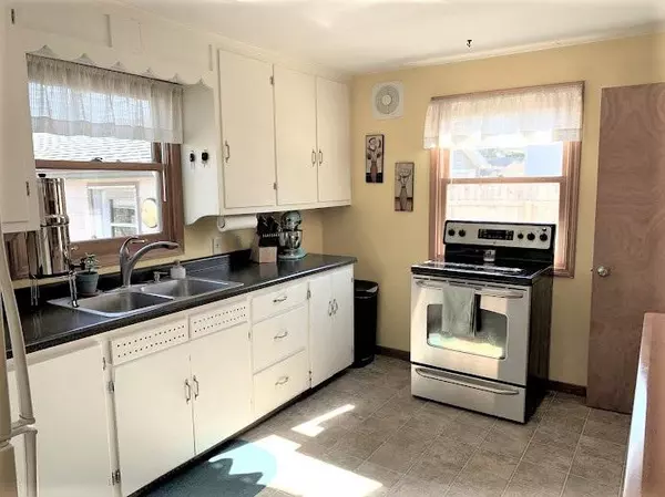 Sheboygan Falls, WI 53085,74 DEWEY STREET