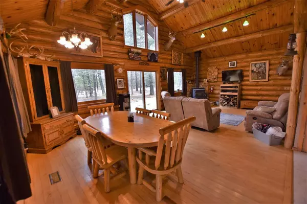Crivitz, WI 54114,N6960 OUTLET ROAD