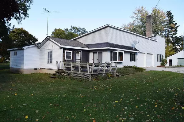 E3260 HWY S, Casco, WI 54205
