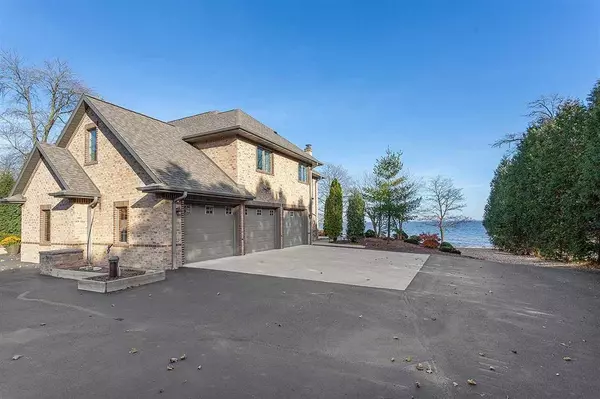 Little Suamico, WI 54141,3488 HWY S