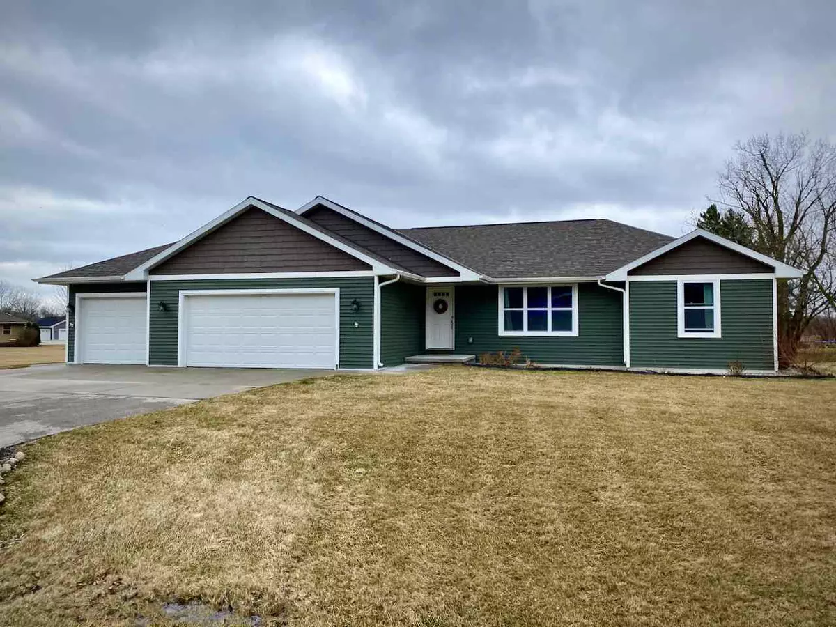 Little Suamico, WI 54141,948 TANGLEWOOD DRIVE