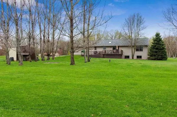 Little Suamico, WI 54141,5328 DOUGLAS LANE